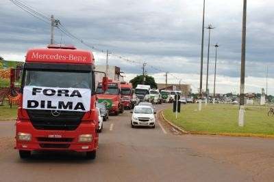 Com&eacute;rcio promete fechar as portas e fazer carreata em apoio a caminhoneiros