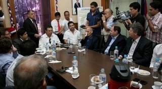 Secretários de MS se reuniram com autoridades paraguaias para discutir cooperação (Foto: Divulgação/Ministerio de Industria y Comercio do Paraguai)