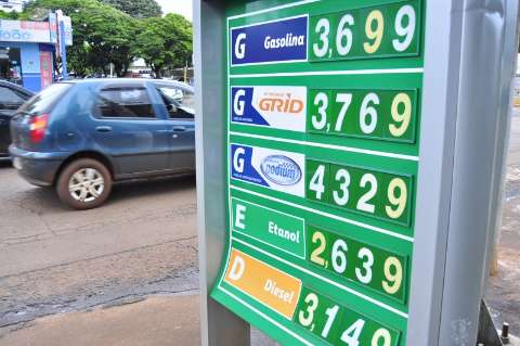 Pesquisa do Procon vê gasolina 5% mais cara e litro custa até R$ 3,73