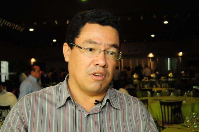 Candidato &agrave; Assomasul, prefeito quer levar projetos de Anast&aacute;cio para entidade