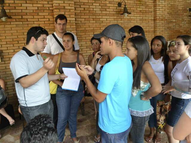  Com doa&ccedil;&otilde;es, turma de enfermagem ter&aacute; baile de formatura 