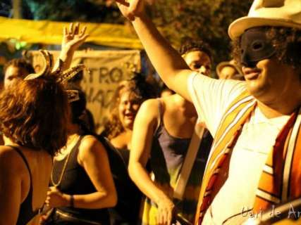 Carnaval começa hoje, com sarau no Universitário e Sarobá no São Francisco