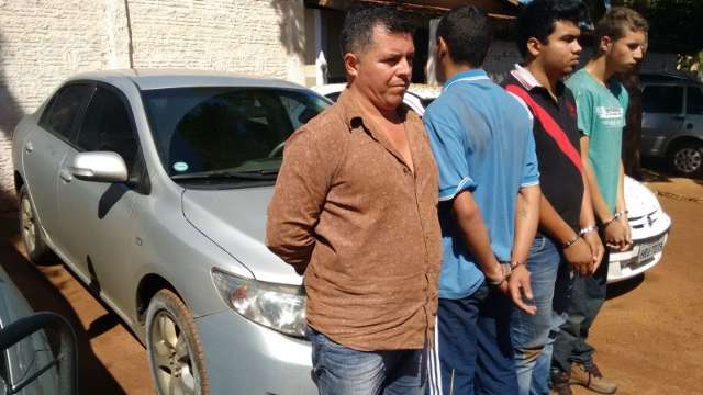 DOF prende quadrilha que trocava carro roubado no Brasil por droga no Paraguai
