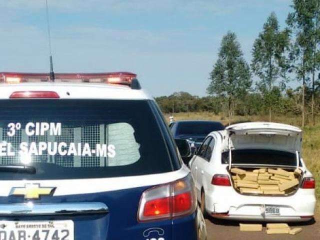 Tr&ecirc;s s&atilde;o presos com carregamento de 686 quilos de maconha