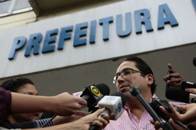Guerra pol&iacute;tica leva at&eacute; ao STJ a&ccedil;&atilde;o sem aval de Gilmar para o constranger