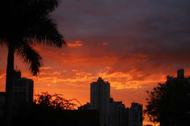  Segunda-feira ser&aacute; de temperatura alta e umidade de 15% em MS