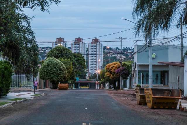 Semana inicia com previs&atilde;o de chuvas e m&aacute;xima atinge 34&ordm;C