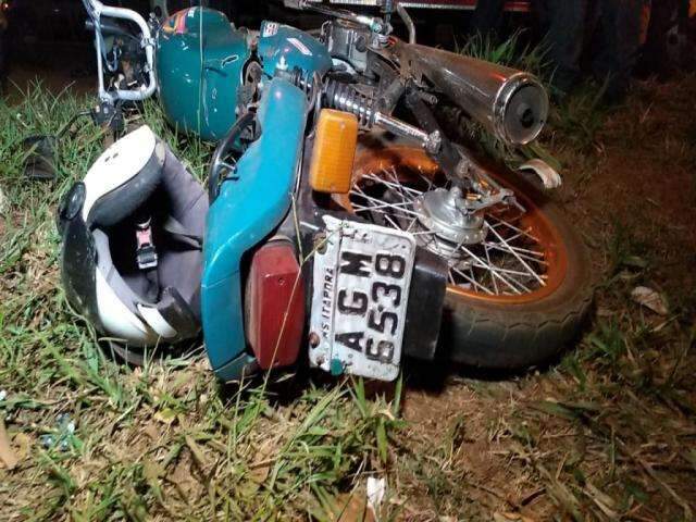 Motociclista morre ao ser arremessado em colis&atilde;o com ve&iacute;culo