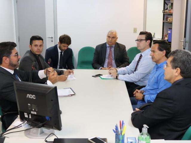 Projeto prop&otilde;e casas com c&acirc;mera de seguran&ccedil;a ganhem desconto no IPTU