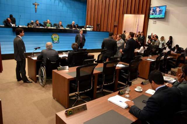 Assembleia realiza audi&ecirc;ncia com especialistas sobre depress&atilde;o