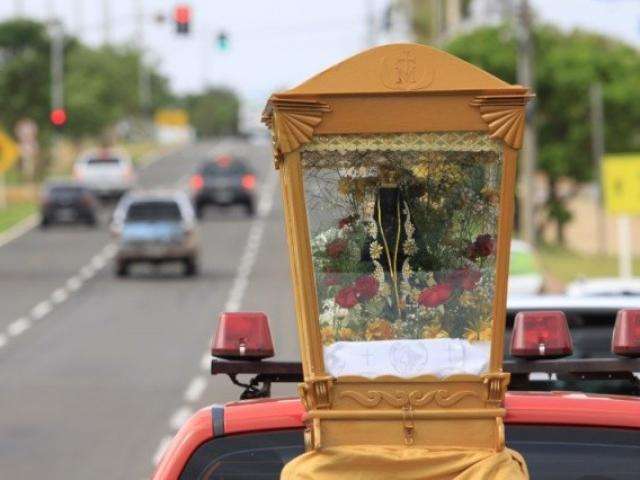 De romaria &agrave; encena&ccedil;&atilde;o da descoberta de imagem: confira a agenda do dia 12