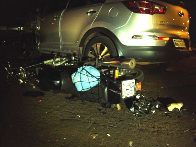 Acidente entre moto e carro deixa um morto na sa&iacute;da para Tr&ecirc;s Lagoas