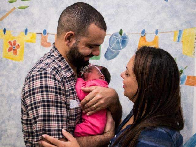 Programa &ldquo;Casal Gr&aacute;vido&rdquo; comemora 7 anos com encontro em parque