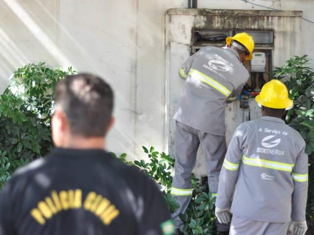  Pol&iacute;cia cumpre mais de 40 mandados em opera&ccedil;&atilde;o de combate a &ldquo;gatos&rdquo;