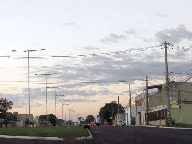 Meteorologia prev&ecirc; m&aacute;xima de 37&ordm;C e chuva r&aacute;pida em algumas regi&otilde;es 