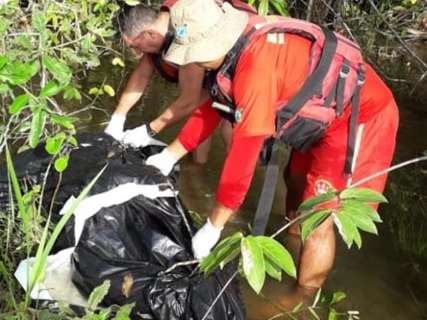 Encontrado corpo de homem que caiu em rio após colisão de barcos