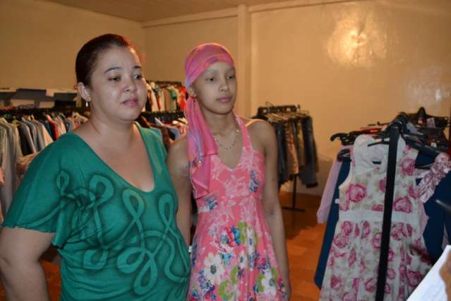 Na luta do filho com leucemia, casal cria ONG para dividir apoio e amor