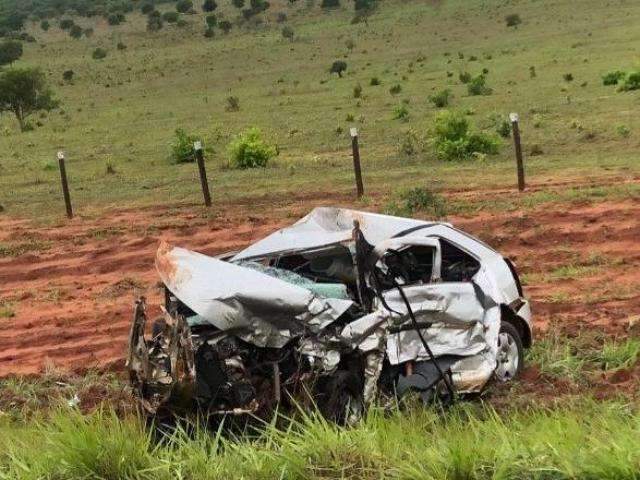Crian&ccedil;a que sobreviveu a acidente com 2 mortes sofreu fratura de f&ecirc;mur e t&iacute;bia