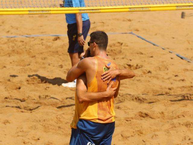 Atleta de MS conquista o bronze em vit&oacute;ria esmagadora no v&ocirc;lei de praia 