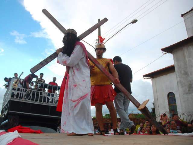  Periferia e Centro t&ecirc;m dia de celebra&ccedil;&otilde;es e encena&ccedil;&atilde;o da Paix&atilde;o de Cristo