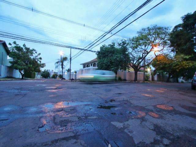 Alerta para chuva forte ainda vale, mas term&ocirc;metros podem chegar aos 33&deg;C