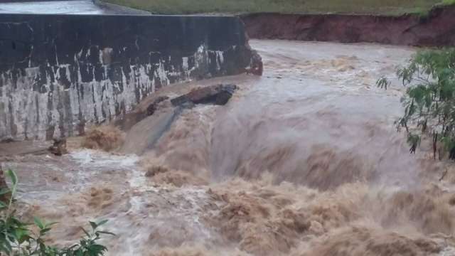 "Voltamos ao caos", diz prefeito sobre estragos causados pelas chuvas