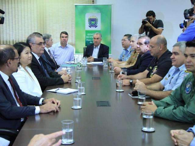 Reinaldo re&uacute;ne-se com Onyx Lorenzoni para discutir seguran&ccedil;a na fronteira