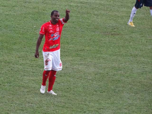 Com lista de 26 jogadores Comercial ainda busca refor&ccedil;os para a S&eacute;rie D