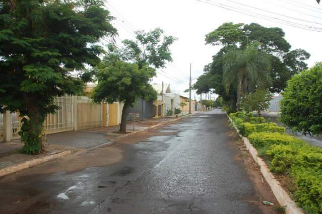  Ousadia de ladr&otilde;es surpreende v&iacute;timas de assalto na Vila Alba
