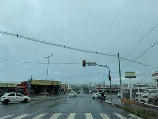 Chuva na Avenida Salgado Filho na tarde desta segunda-feira (Foto: Direto das Ruas)