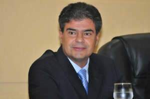  Nelsinho Trad &eacute; bicampe&atilde;o do pr&ecirc;mio Prefeito Inovador
