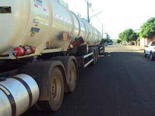 Diesel era transportado de São Gabriel do Oeste para Rondonópolis (Foto: Divulgação/PMA)