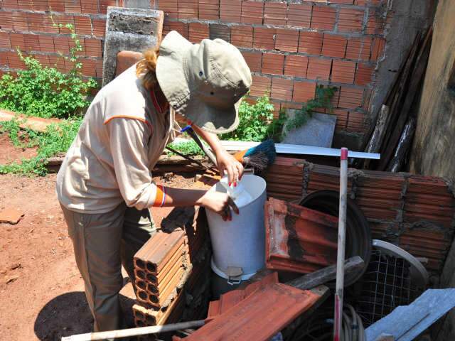  Agentes de sa&uacute;de intensificam trabalhos contra a dengue em Campo Grande