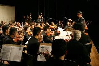 Orquestra Sinfônica de Campo Grande se apresenta na abertura do evento (Foto: Divulgação)