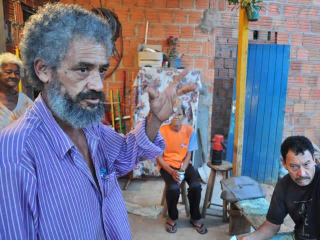  Mesmo com posto, moradores sofrem com emerg&ecirc;ncia de sa&uacute;de no Los Angeles