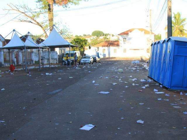 Oito toneladas de lixo foram recolhidas em desfile e no Carnaval da Esplanada