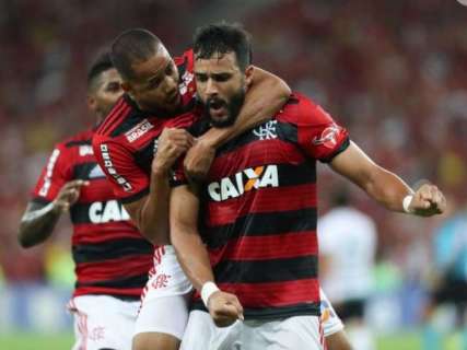 Júlio Cesar se despede em grande estilo com o 2 a 0 do Flamengo no América-MG