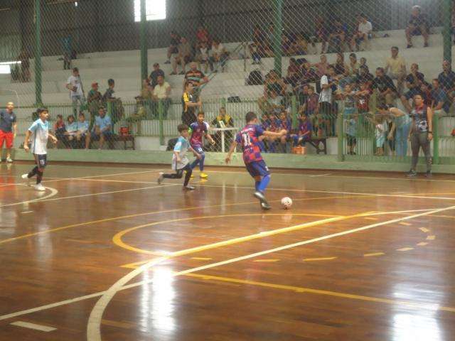 Rodada com seis jogos da Pelezinho teve goleada de 10 a 2 