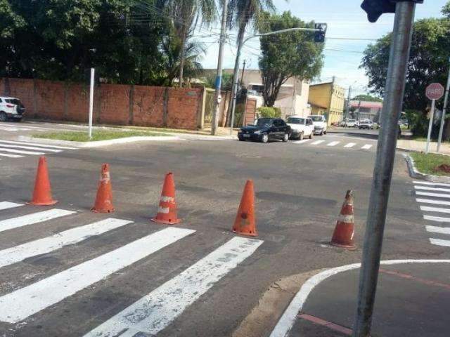 Trecho de Rua no Tiradentes passa a ter sentido &uacute;nico, alerta Agetran