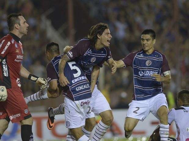 Ponte n&atilde;o segura press&atilde;o na Argentina e perde o t&iacute;tulo para o Lan&uacute;s
