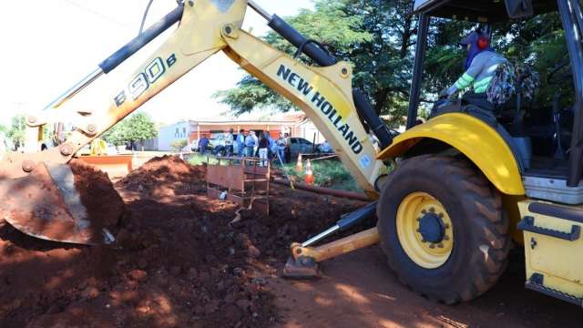 Prefeito busca recursos para asfalto no Rita Vieira e Nova Campo Grande