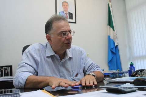 Tavares deixa Saúde e governador convida Carlos Coimbra para o cargo 