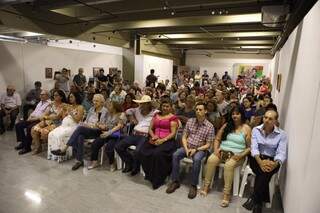 Cerca de 180 pessoas foram conferir a abertura do festival (Foto: Ricardo Gomes)