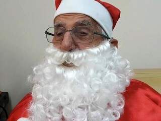 Com Papai Noel de 93 anos, começa campanha de adoção de 16 mil cartinhas