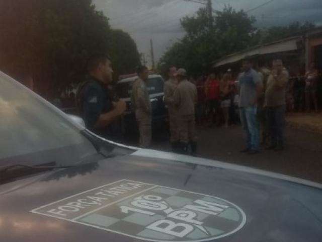 Jovem &eacute; executado a tiros por pistoleiros encapuzados no Jardim Nhanh&aacute;