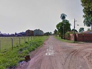 Rua Paulo Tognini, na Mata do Jacinto, via de um dos terrenos públicos à venda. (Foto: Reprodução/Google Maps).