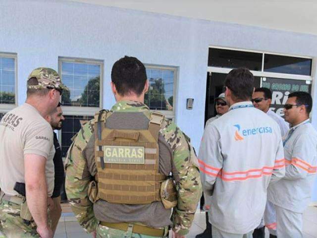 Opera&ccedil;&atilde;o com apoio do Garras prende 4 pessoas por furto de energia 