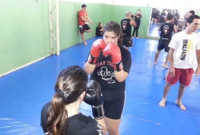 Sem patroc&iacute;nio, atleta vende almo&ccedil;o para disputar Mundial na Tail&acirc;ndia