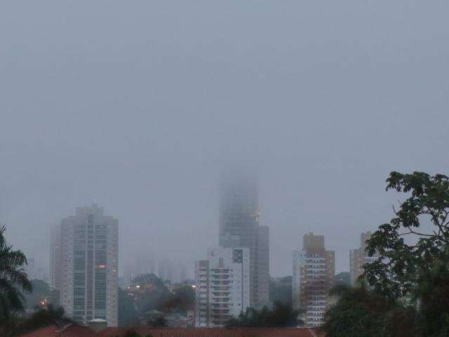 Inmet prev&ecirc; quinta-feira de c&eacute;u nublado e queda na temperatura em MS