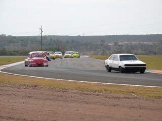 Corrida aconteceu neste domingo no Autódromo Internacional. (Foto: Divulgação)